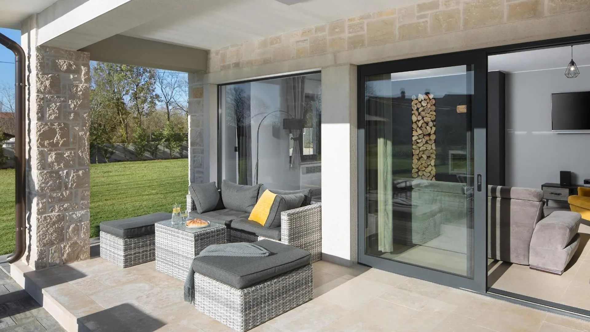 Villa Korat For 8 People In Central Istria With Sauna & Children Playground Divsici