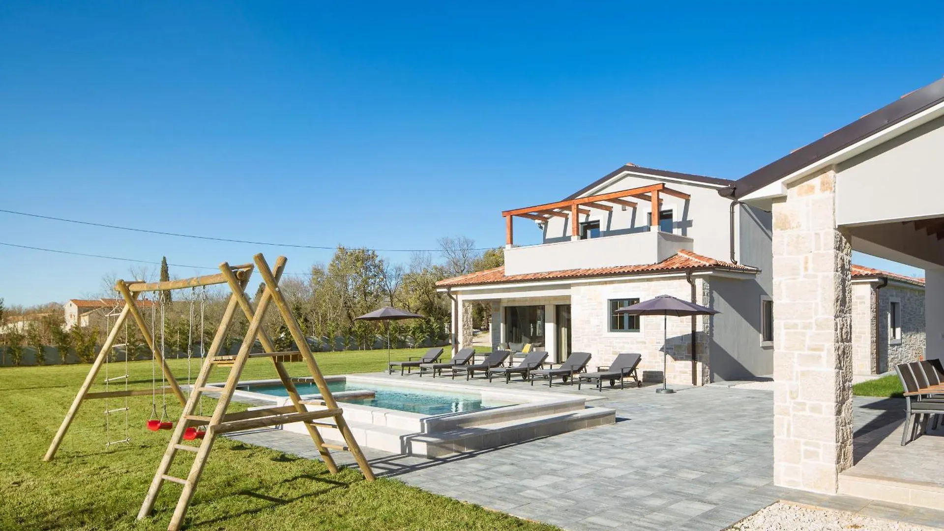 Villa Korat For 8 People In Central Istria With Sauna & Children Playground Divsici